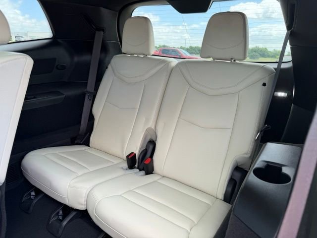 Used 2023 Cadillac XT6 Sport AWD/4WD image 13