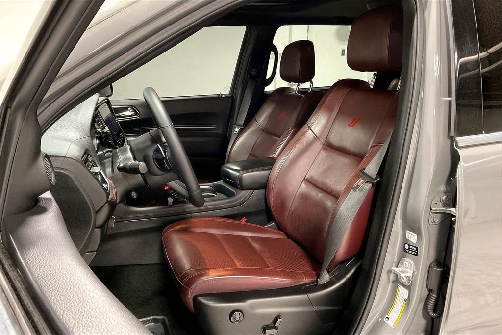 Used 2023 Dodge Durango R/T image 32