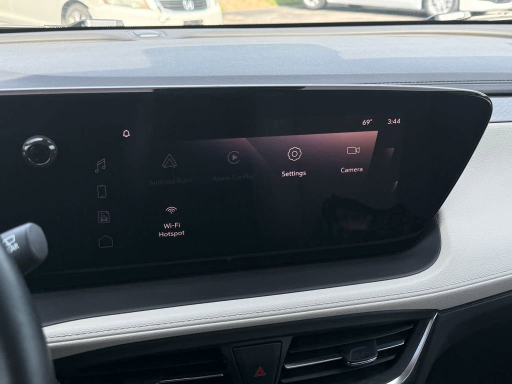 Used 2024 Buick Encore GX Sport Touring w/ Advanced Technology Package image 18