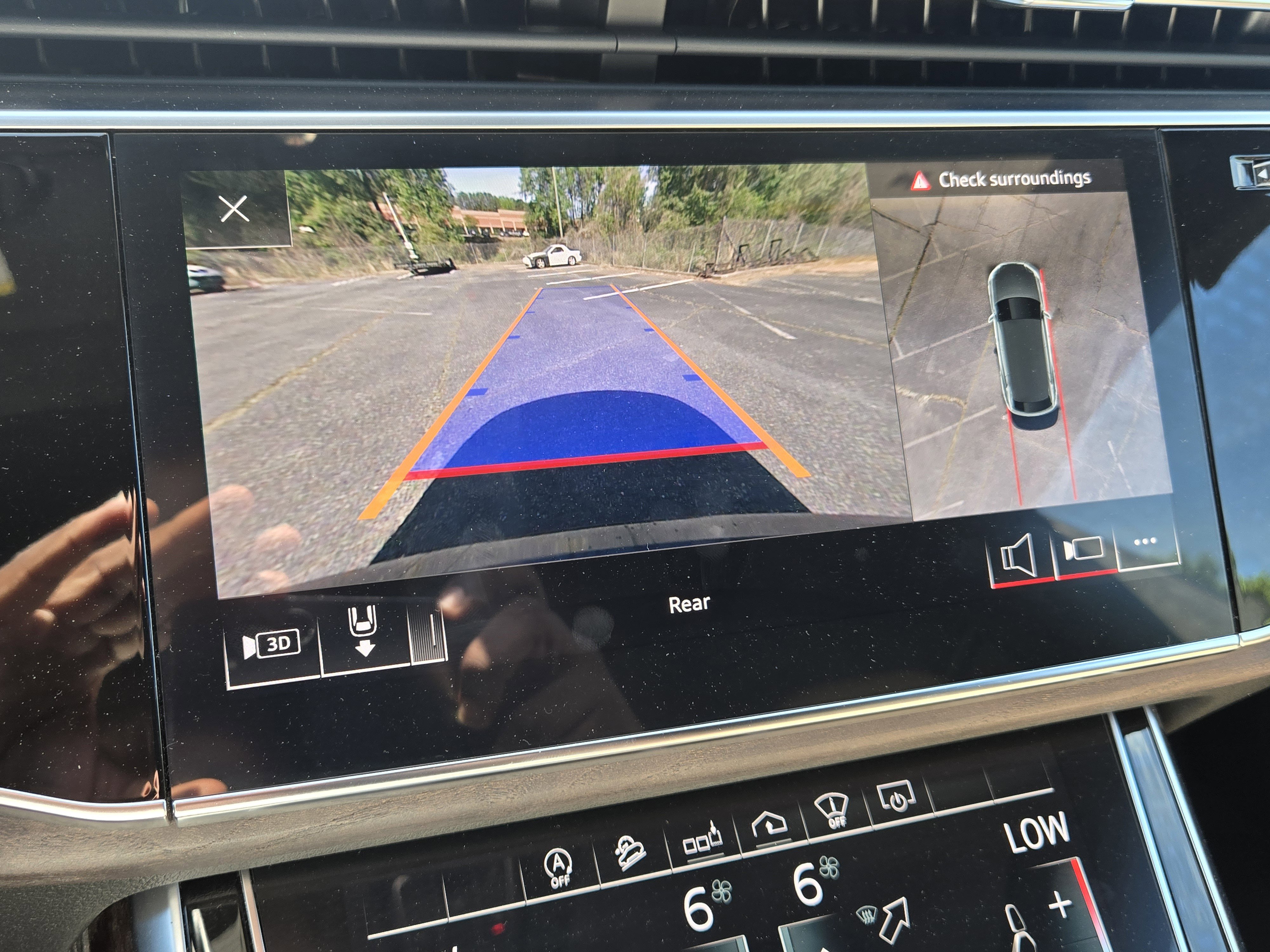 Used 2020 Audi Q8 Prestige image 24