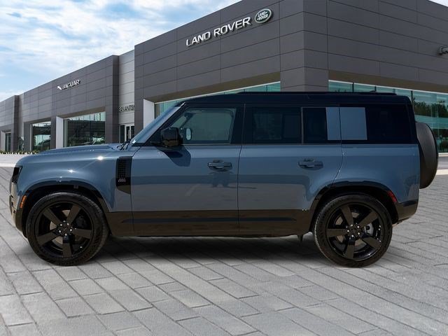 Used 2026 Land Rover Defender 110 X-Dynamic SE AWD/4WD image 2