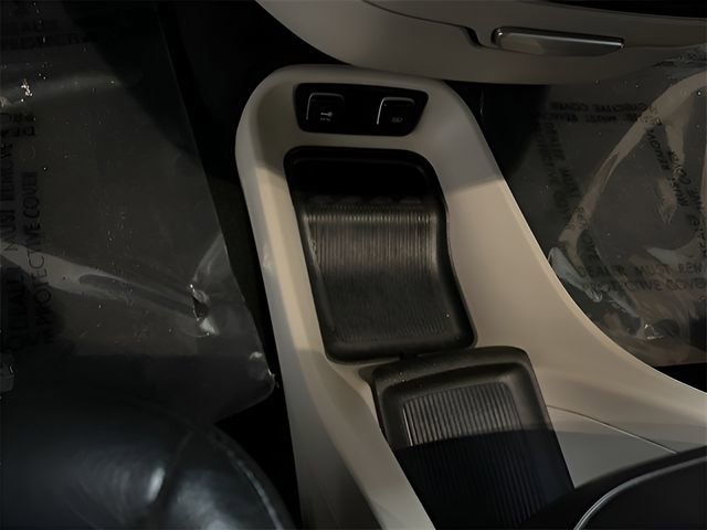 Used 2020 Chrysler Pacifica Touring-L FWD image 35