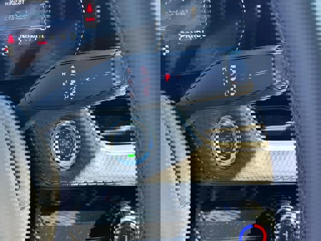 New 2026 Chevrolet Equinox LT w/ Convenience Package II image 9