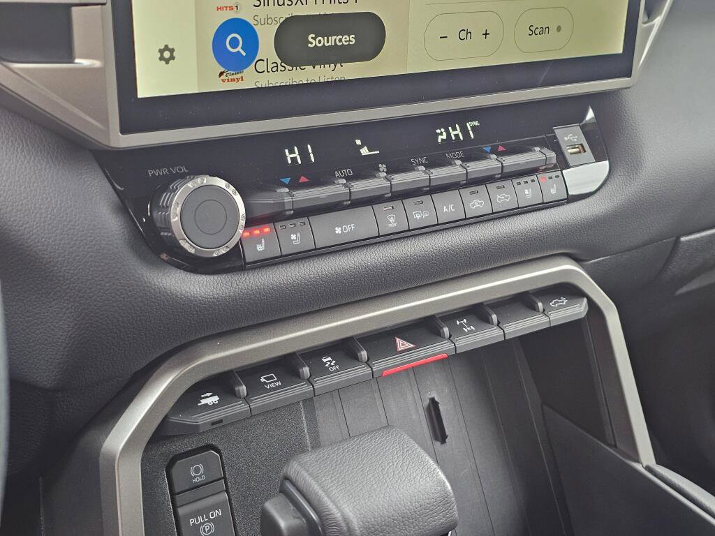 Used 2025 Toyota Tundra Limited w/ TRD Off-Road Package image 35