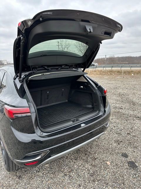 Used 2023 Buick Envision Preferred w/ Sport Touring Package image 12