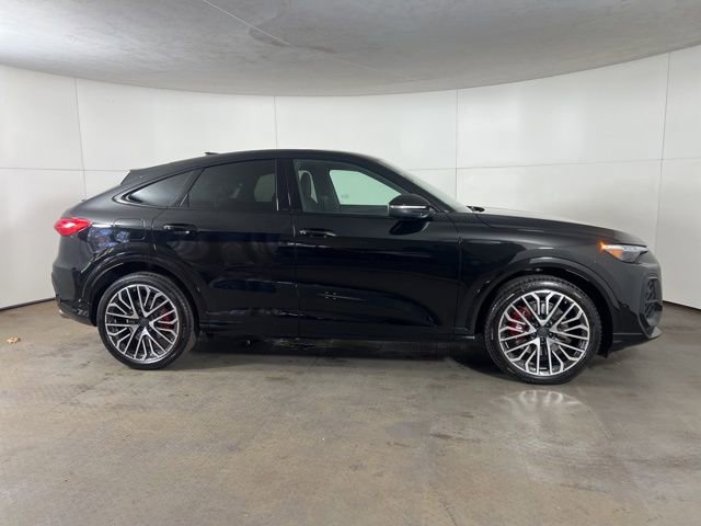 New 2026 Audi SQ5 Premium Plus image 8