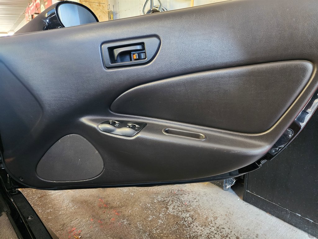Used 2000 Plymouth Prowler image 31