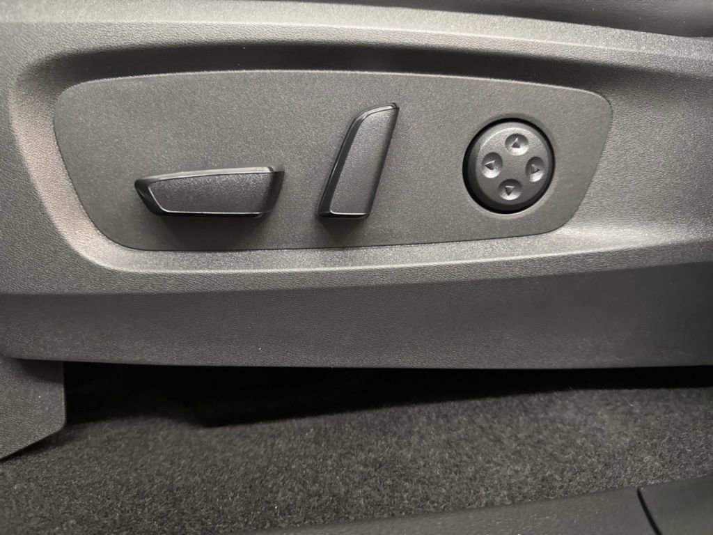 Certified 2026 INFINITI QX60 Sport w/ Dark Cargo Package image 16