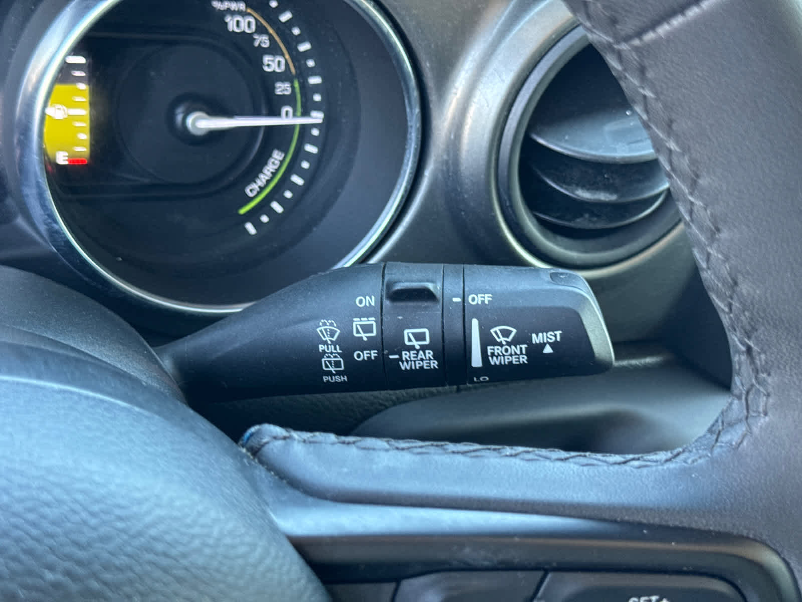 Used 2023 Jeep Wrangler Unlimited image 18