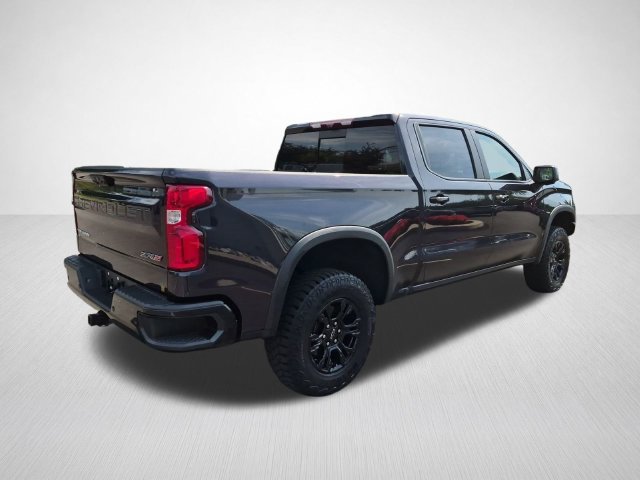Used 2023 Chevrolet Silverado 1500 ZR2 w/ Technology Package AWD/4WD image 10
