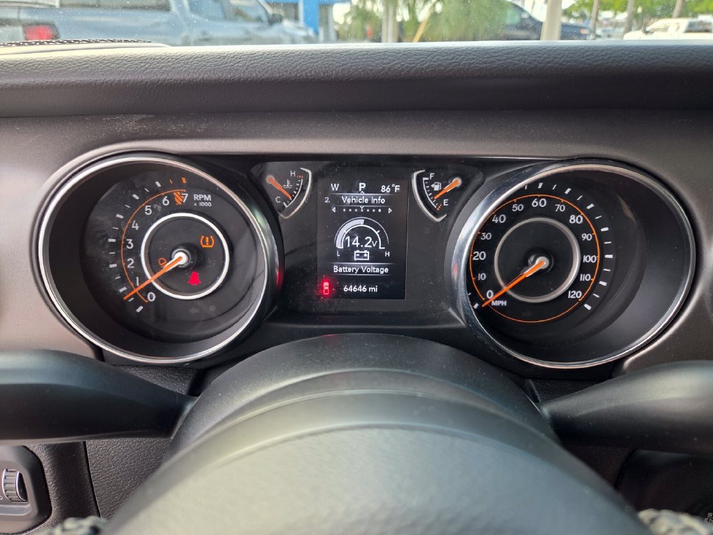 Used 2023 Jeep Gladiator Sport AWD/4WD image 31