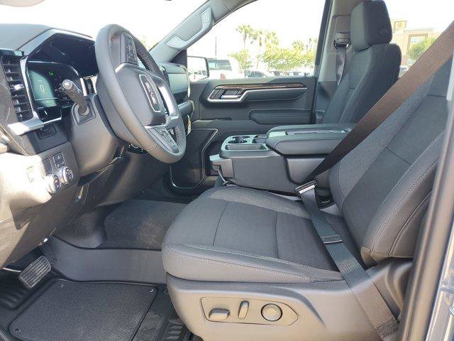 New 2025 GMC Sierra 1500 Elevation image 17