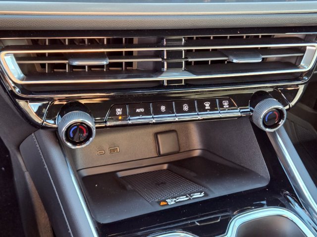 New 2027 Chevrolet Traverse LT w/ Driver Confidence Package FWD image 14