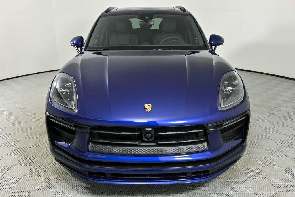 Used 2026 Porsche Macan AWD/4WD image 36