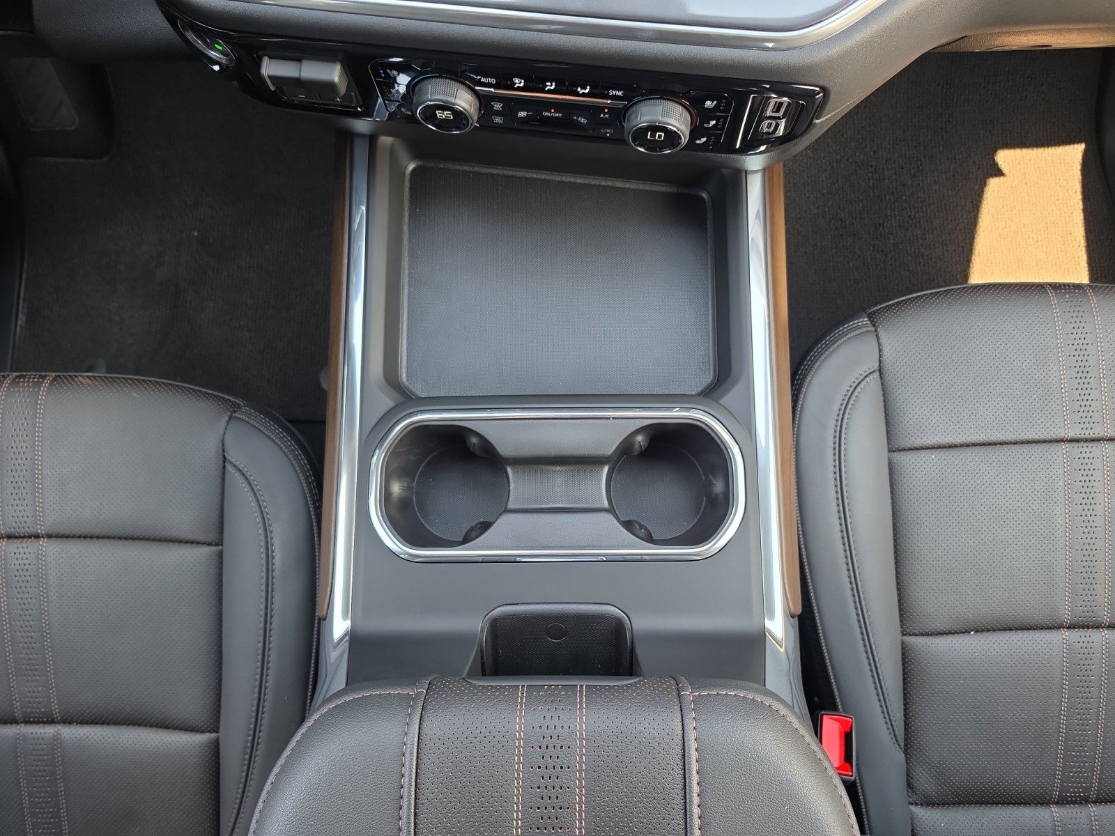 New 2026 Chevrolet Silverado 3500 High Country w/ High Country Premium Package AWD/4WD image 23