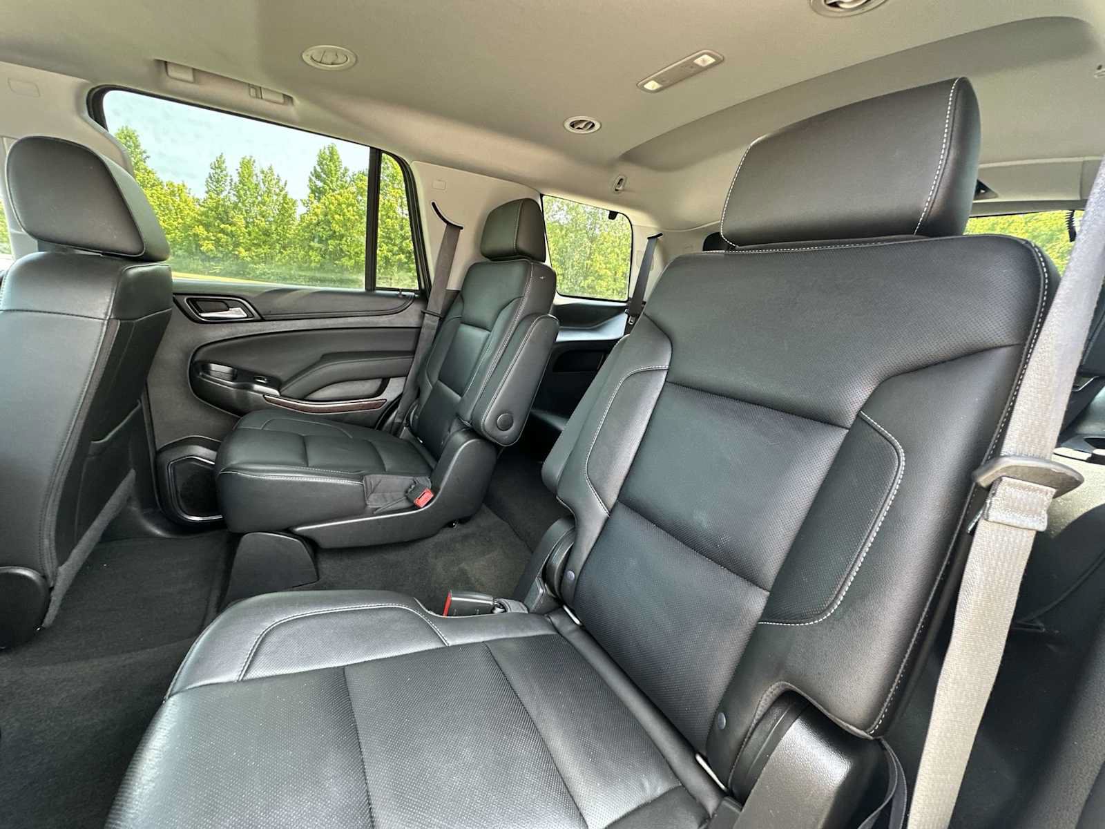 Used 2018 GMC Yukon SLT w/ Open Road Package AWD/4WD image 21