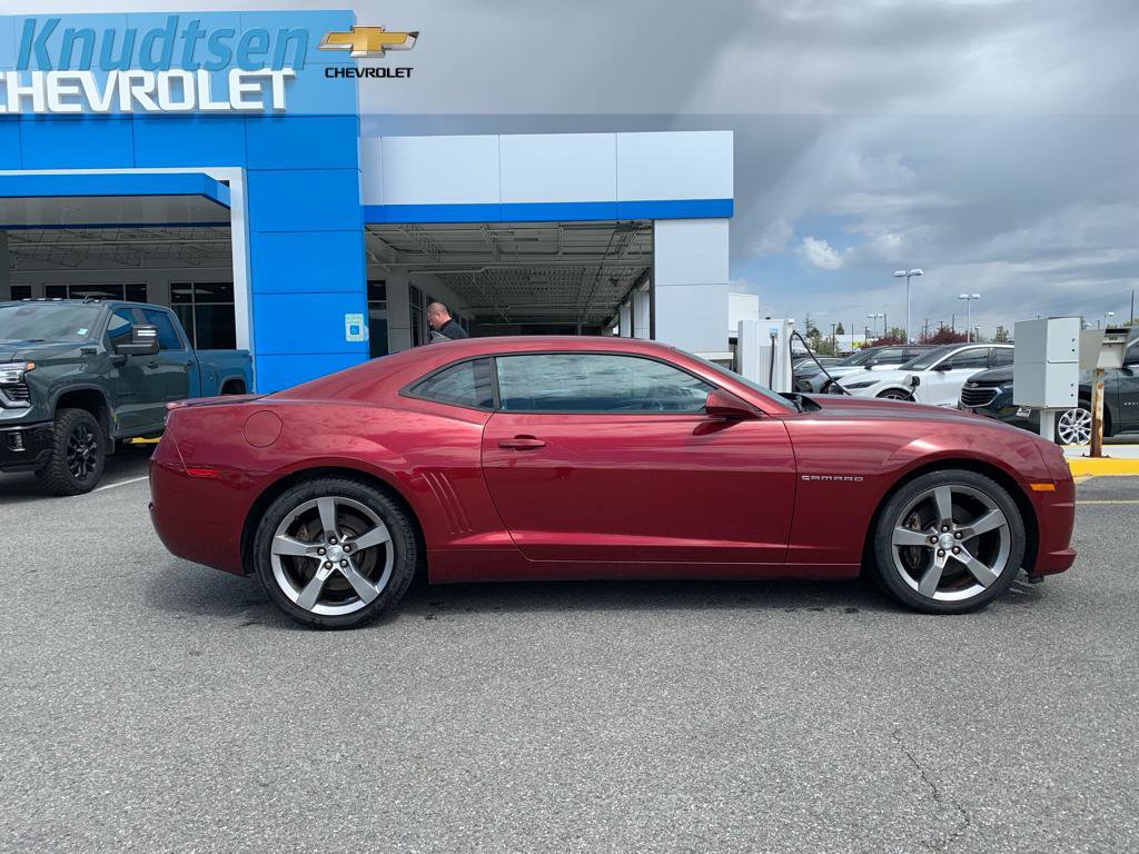Used 2010 Chevrolet Camaro SS w/ RS Package RWD image 8