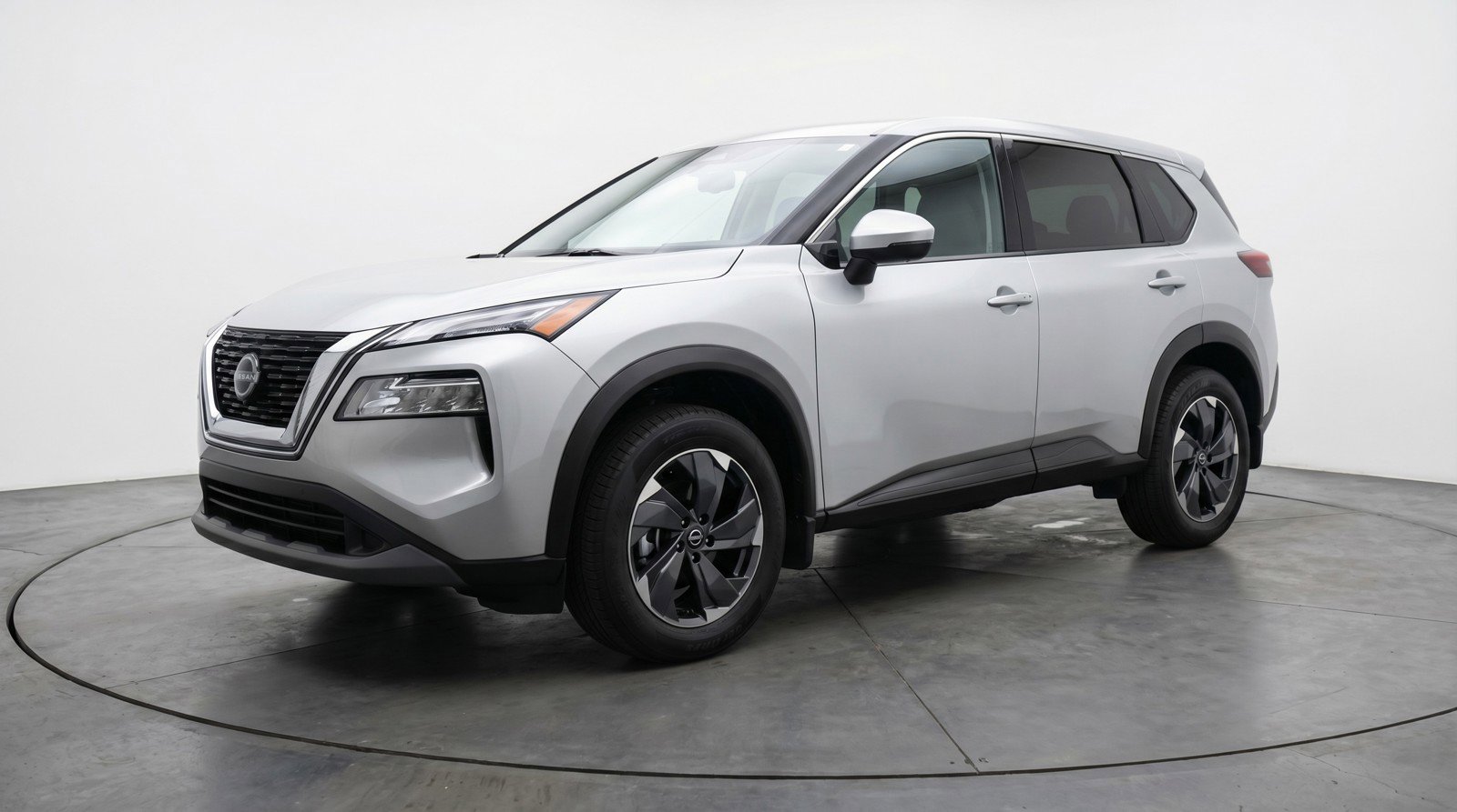 Used 2025 Nissan Rogue SV AWD/4WD image 3
