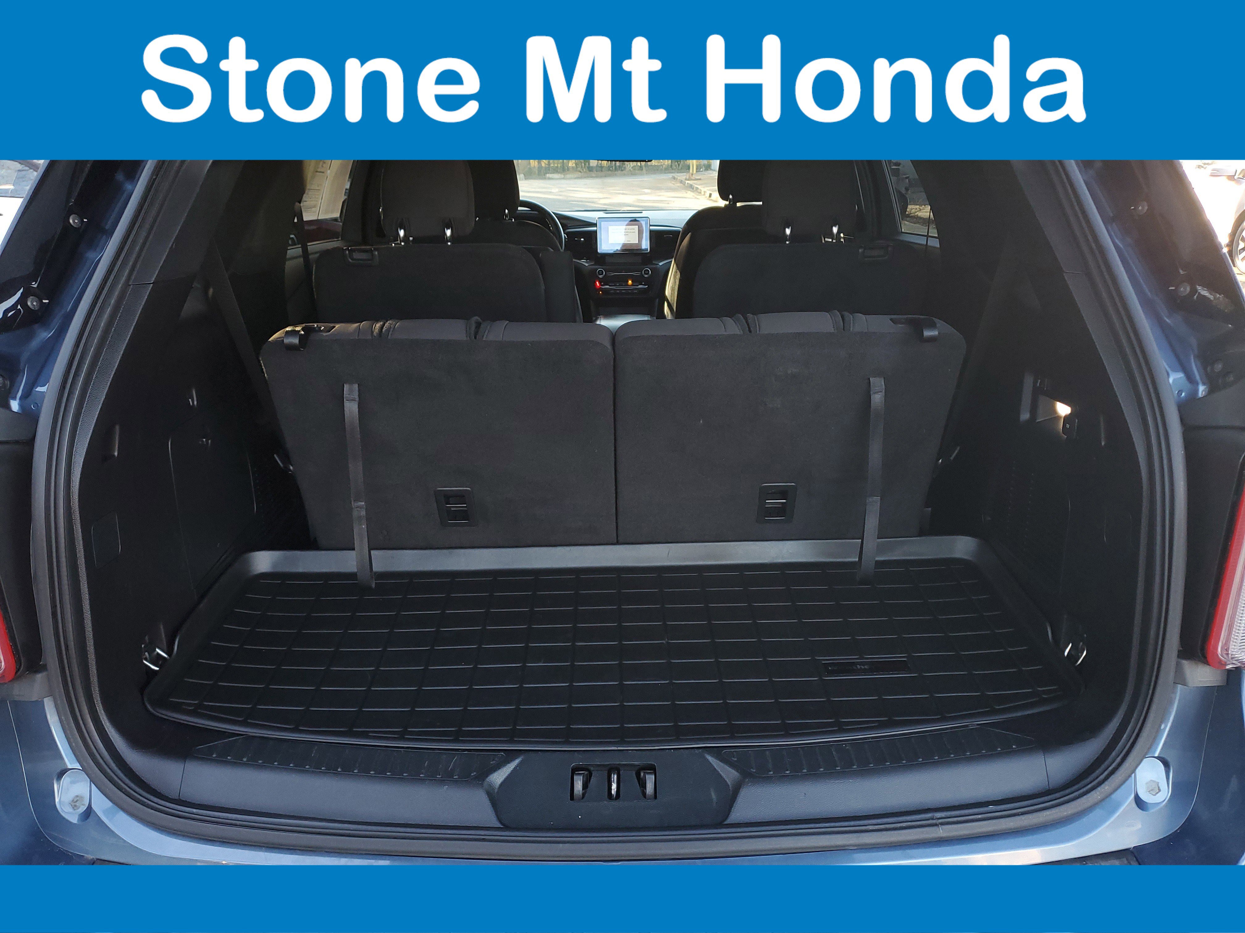 Used 2020 Ford Explorer XLT w/ Comfort Package image 10