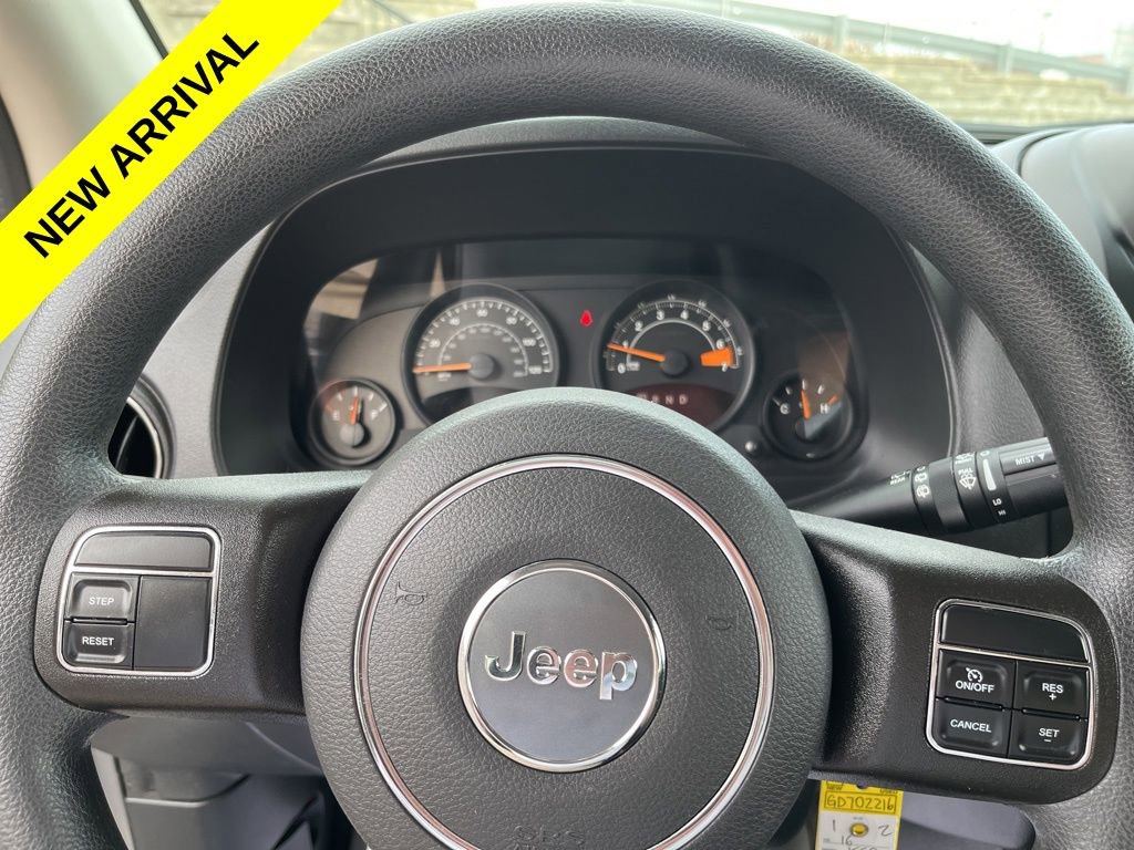 Used 2016 Jeep Compass Sport w/ Power Value Group image 18