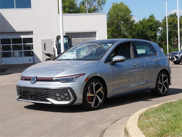 New 2025 Volkswagen GTI SE image 4