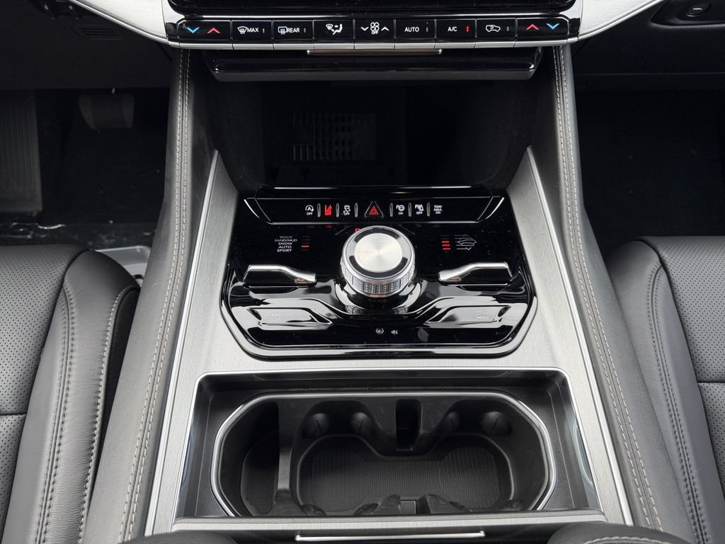 New 2026 Jeep Grand Wagoneer Limited AWD/4WD image 11