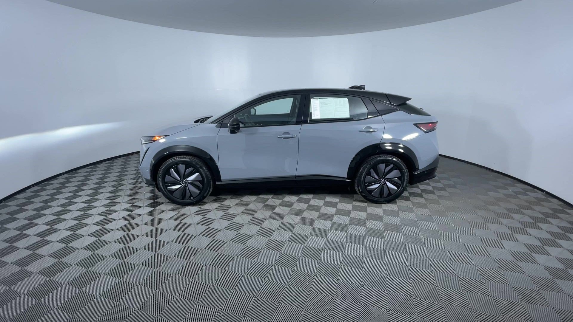 Certified 2023 Nissan Ariya image 5