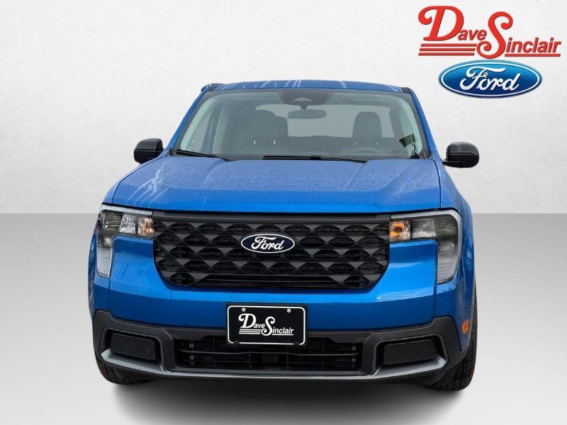 New 2025 Ford Maverick XLT image 2