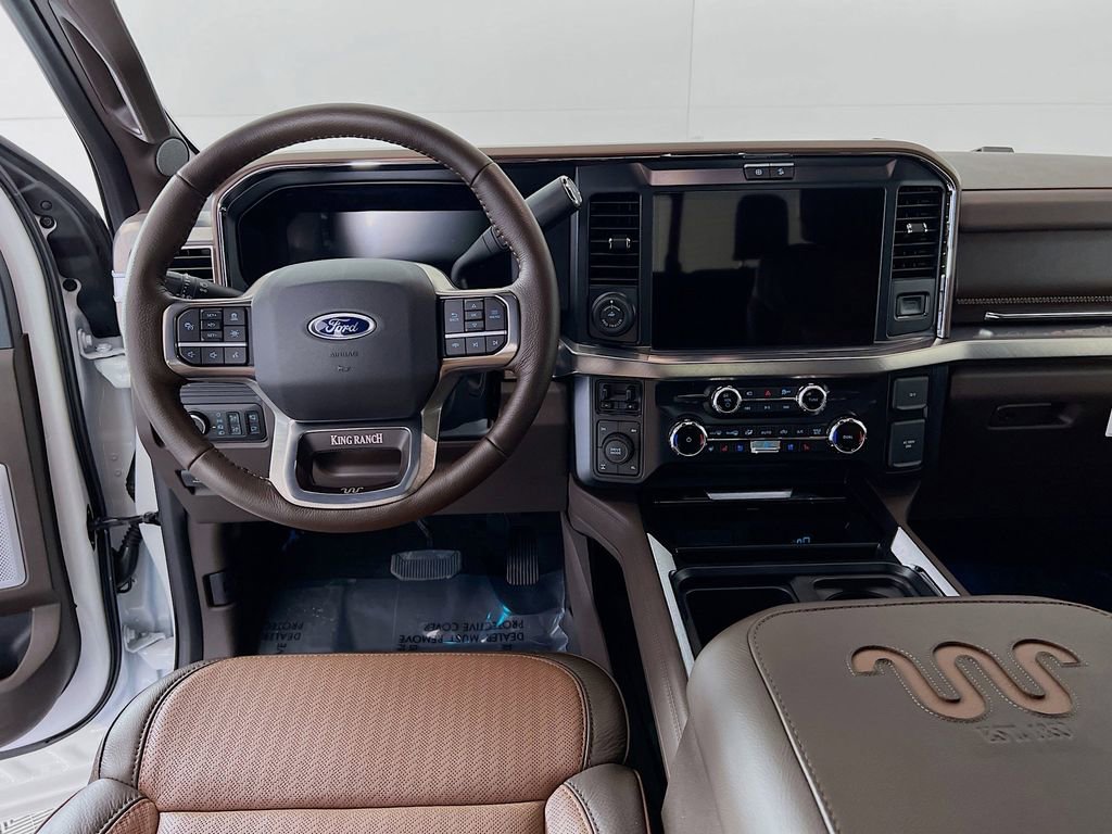 New 2025 Ford F250 King Ranch w/ FX4 Off-Road Package image 26