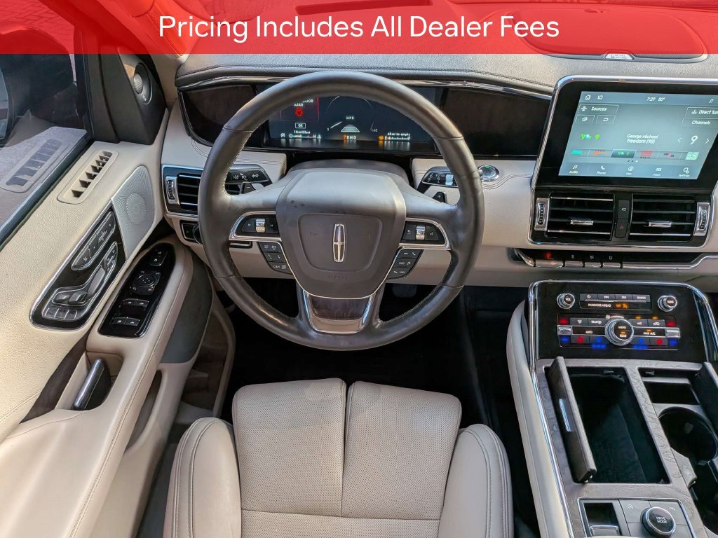 Used 2021 Lincoln Navigator L Reserve w/ Luxury Package AWD/4WD image 17