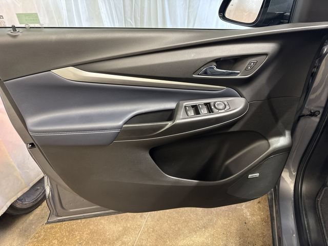 Certified 2023 Chevrolet Bolt EUV Premier w/ Sun & Sound Package FWD image 24