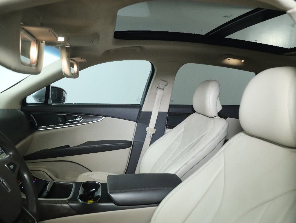 Used 2018 Lincoln MKX Reserve image 21