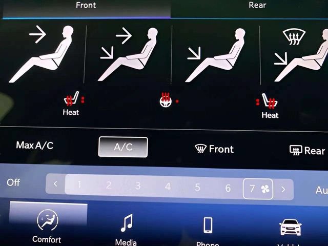Used 2025 Chrysler Pacifica Select FWD image 47