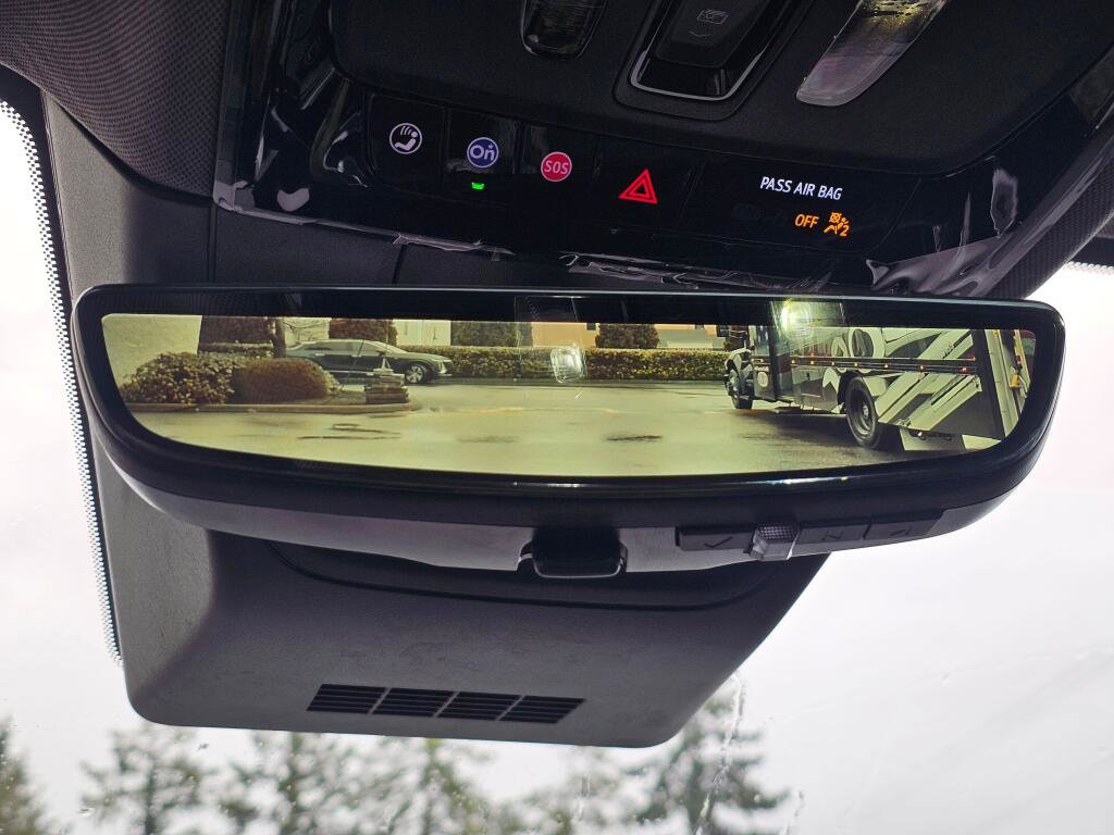 New 2026 Cadillac Optiq Luxury 1 image 44