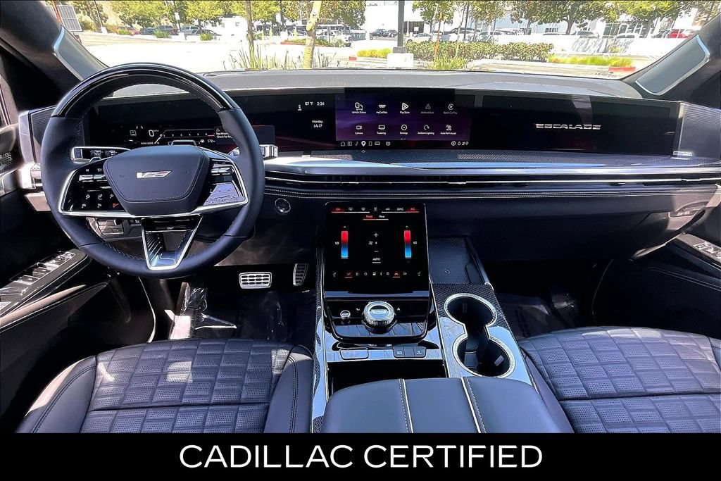 Used 2026 Cadillac Escalade ESV V AWD/4WD image 14