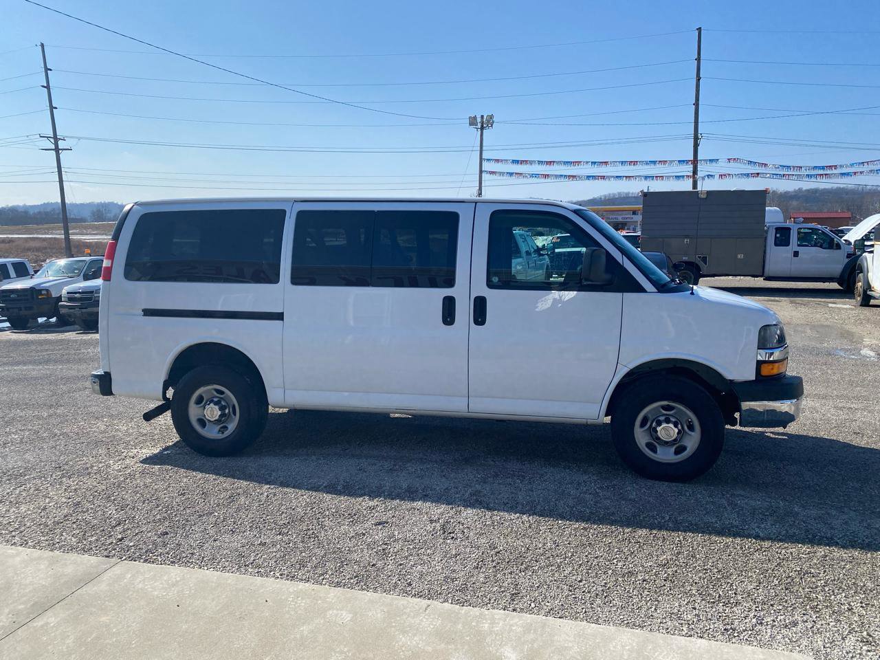 Used 2015 Chevrolet Express 3500 LT w/ LT Preferred Equipment Group RWD image 2