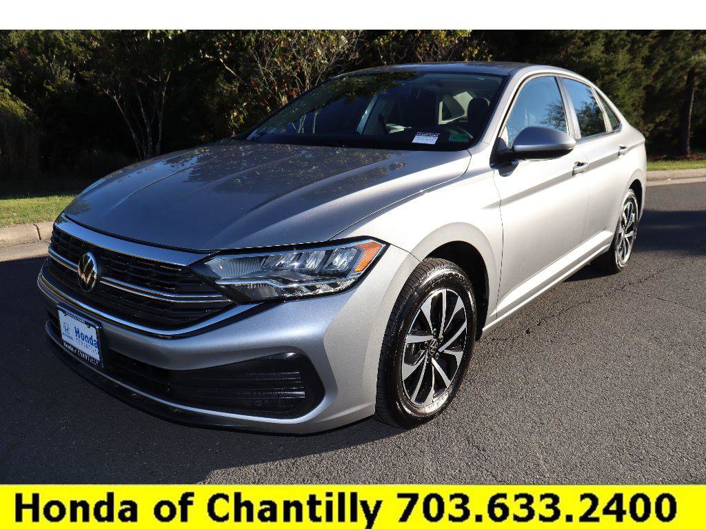 Used 2022 Volkswagen Jetta S video 3