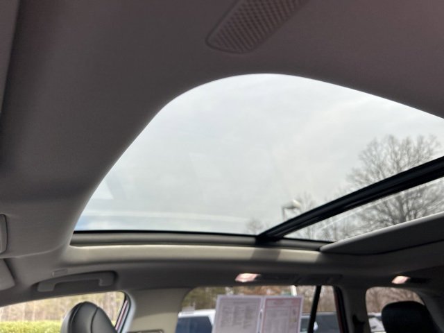 Used 2024 Toyota Grand Highlander XLE image 33