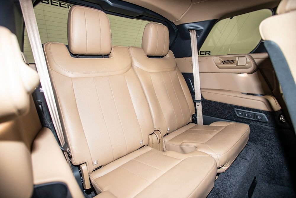 Used 2023 Land Rover Range Rover Long Wheelbase Autobiography AWD/4WD image 17
