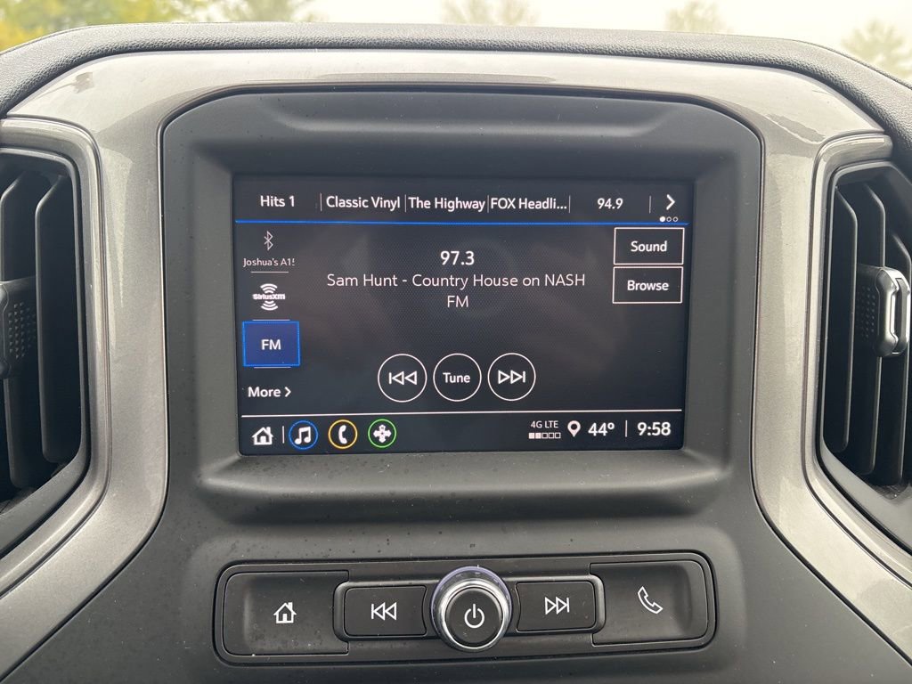 Used 2025 Chevrolet Silverado 2500 Custom w/ Custom Value Package image 25