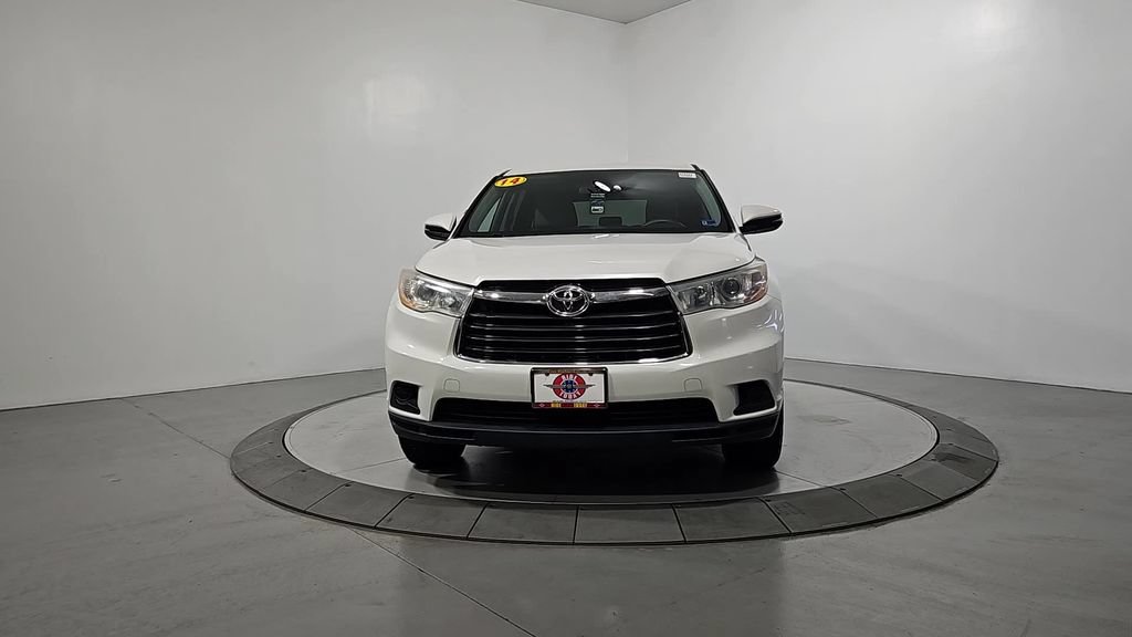 Used 2014 Toyota Highlander LE FWD image 9