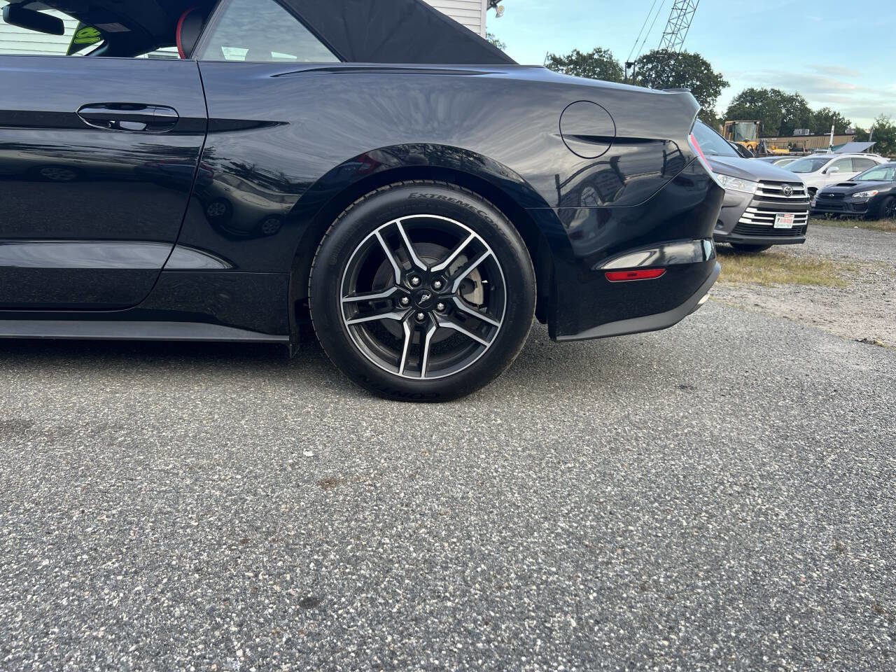 Used 2018 Ford Mustang Premium w/ Equipment Group 201A image 29