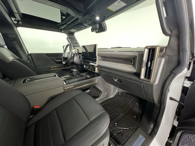 Used 2025 GMC Hummer EV 3X w/ LPO, Dark Essentials Package image 30