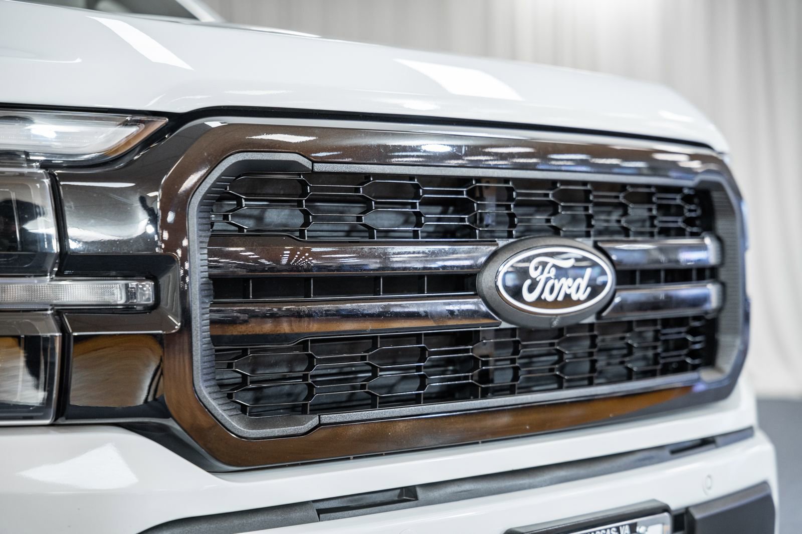 Certified 2024 Ford F150 Lariat image 7