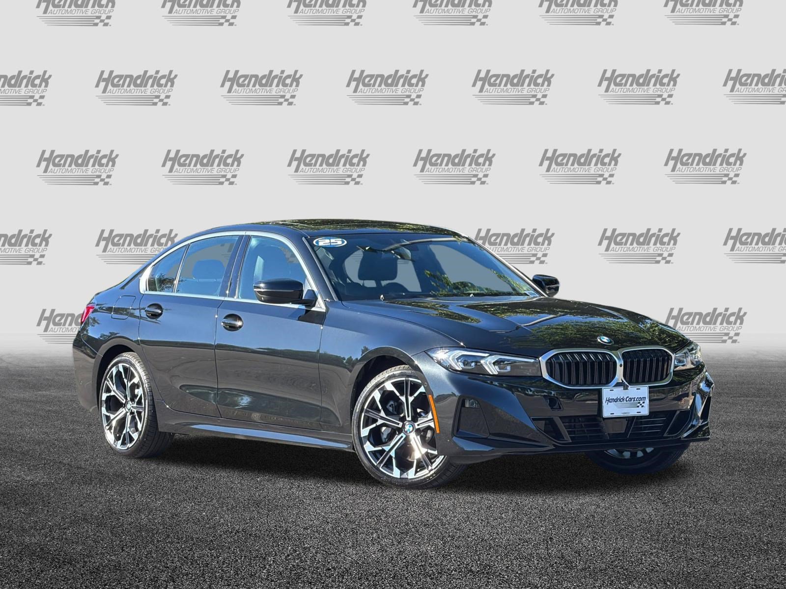Used 2025 BMW 330i Sedan w/ Premium Package RWD image 2