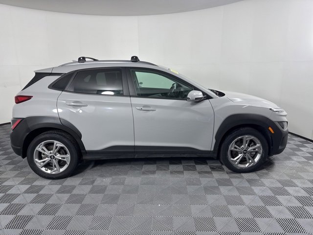 Used 2023 Hyundai Kona SEL image 2