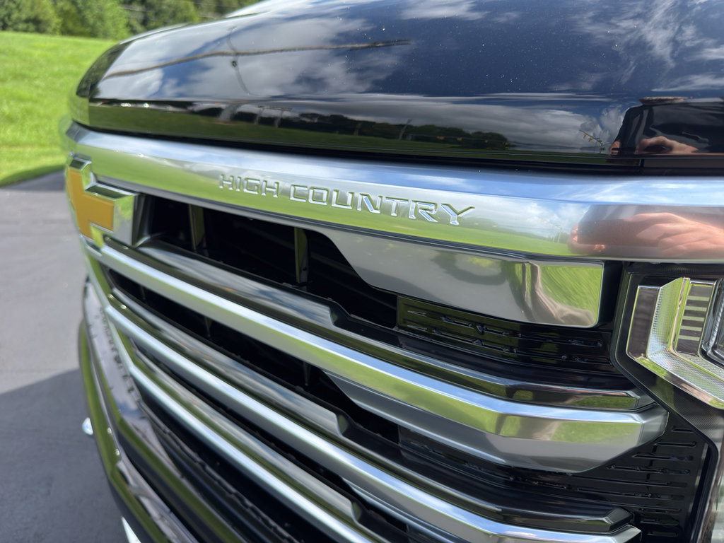 New 2026 Chevrolet Silverado 1500 High Country AWD/4WD image 12