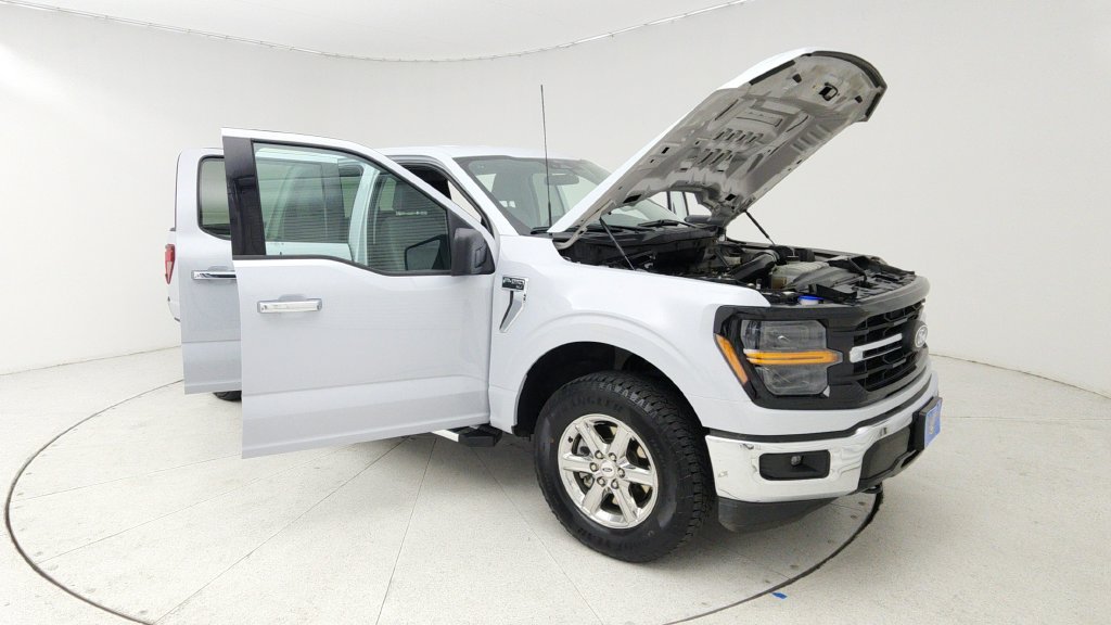 Used 2025 Ford F150 XLT w/ Equipment Group 301A Standard AWD/4WD image 9