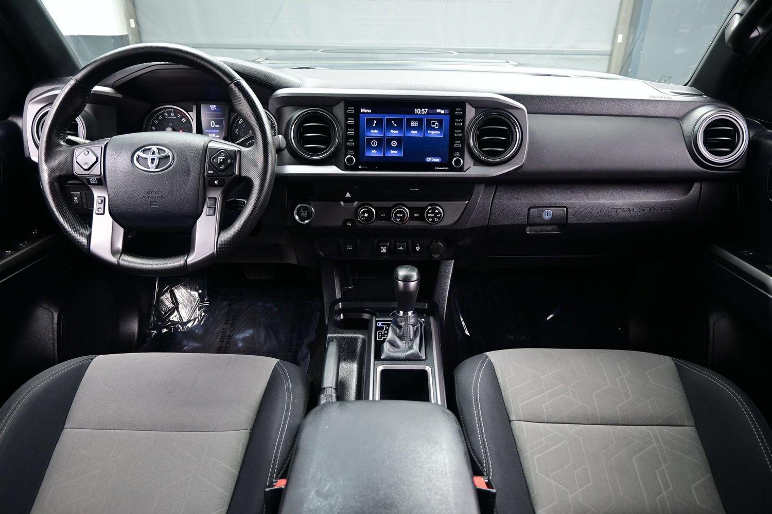 Used 2020 Toyota Tacoma TRD Sport RWD image 17