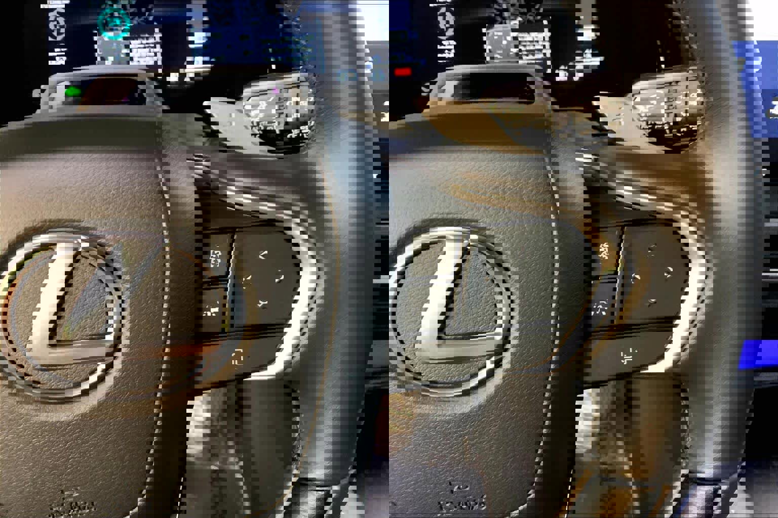 Used 2025 Lexus RX 350 Premium Plus w/ Convenience Package image 24